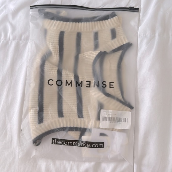 Commense Leisure Stripe Knit Crop Top - Picture 8 of 8